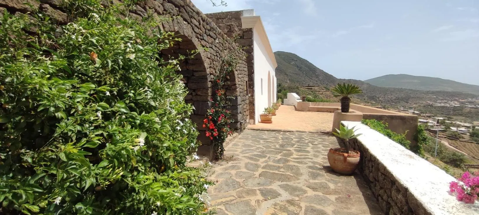 Dammusi Pantelleria Scauri Villa 0*,